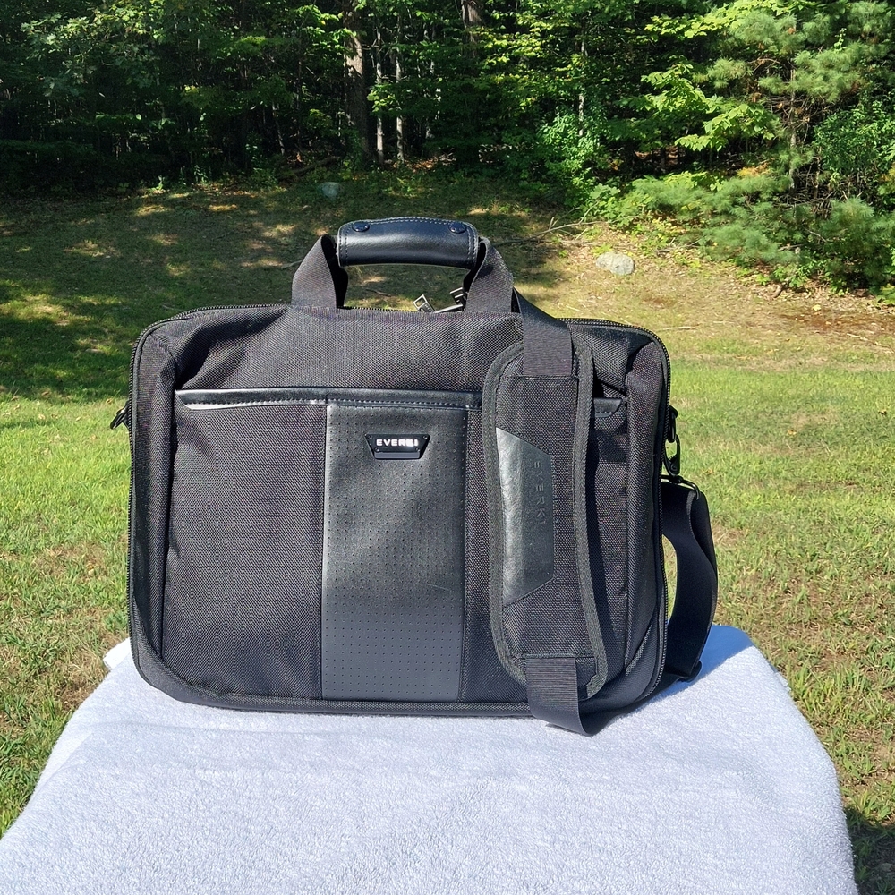 Everki Premium Versa Briefcase
